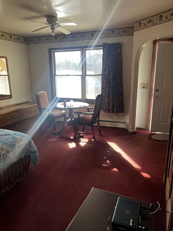 Imagen de la habitación del Hotel Grand Howell Inn. Foto 6