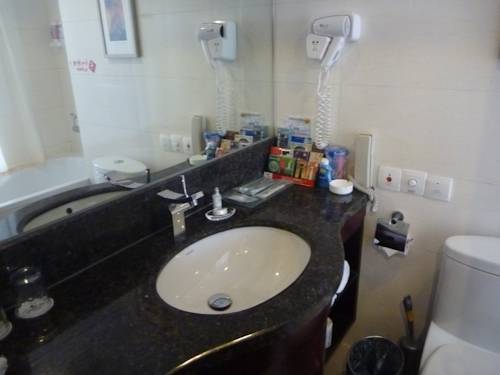 Imagen de la habitación del Hotel Grand Hoya. Foto 5