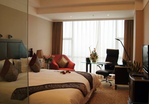 Imagen de la habitación del Hotel Grand Hoya. Foto 11
