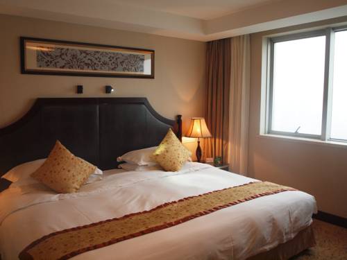 Imagen de la habitación del Hotel Grand Hoya. Foto 12