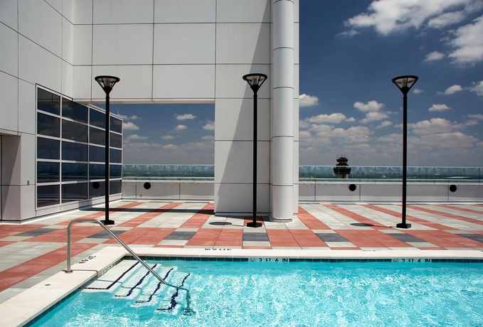 Imagen de la piscina del Hotel Grand Hyatt Dfw - Connected To The Airport. Foto 13
