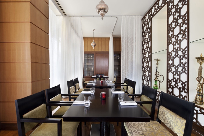 Imagen del bar/restaurante del Hotel Grand Hyatt Doha and Villas. Foto 6