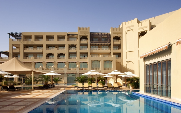 Imagen de la piscina del Hotel Grand Hyatt Doha and Villas. Foto 16