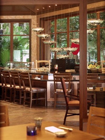 Imagen del bar/restaurante del Hotel Grand Hyatt Dubai. Foto 6