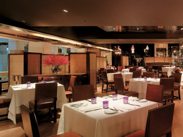 Imagen del bar/restaurante del Hotel Grand Hyatt Erawan Bangkok. Foto 6
