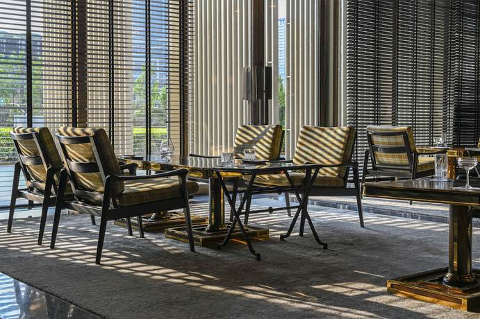 Imagen del bar/restaurante del Hotel Grand Hyatt Gurgaon. Foto 2