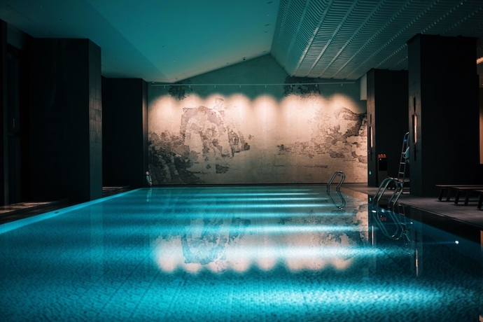 Imagen de la piscina del Hotel Grand Hyatt Hefei. Foto 19