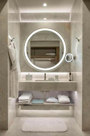 Imagen de la habitación del Hotel Grand Hyatt Izmir IstinyePark. Foto 7