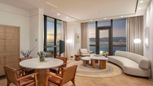 Imagen de la habitación del Hotel Grand Hyatt Izmir IstinyePark. Foto 9