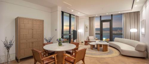 Imagen de la habitación del Hotel Grand Hyatt Izmir IstinyePark. Foto 12