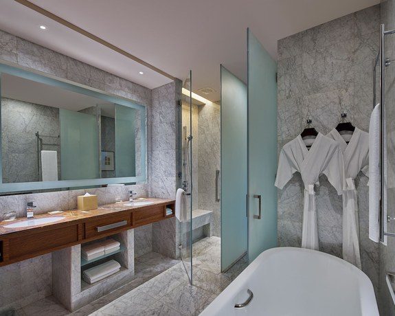 Imagen de la habitación del Hotel Grand Hyatt Manila. Foto 13