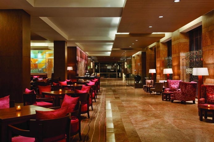Imagen del bar/restaurante del Hotel Grand Hyatt Mumbai and Residences. Foto 1