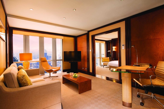 Imagen de la habitación del Hotel Grand Hyatt Shanghai. Foto 10
