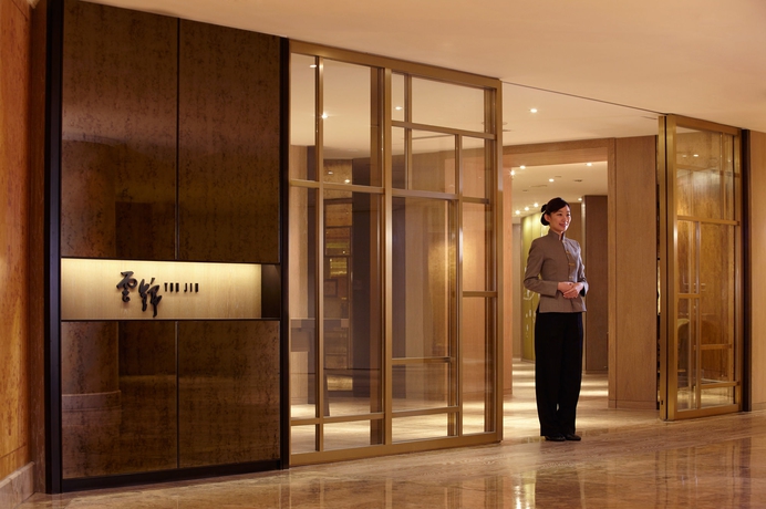 Imagen del bar/restaurante del Hotel Grand Hyatt Taipei. Foto 2