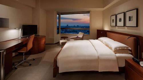 Imagen de la habitación del Hotel Grand Hyatt Tokyo. Foto 8