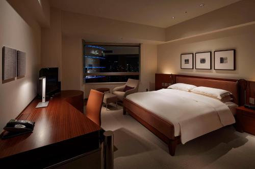 Imagen de la habitación del Hotel Grand Hyatt Tokyo. Foto 10