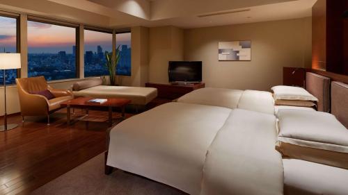 Imagen de la habitación del Hotel Grand Hyatt Tokyo. Foto 16