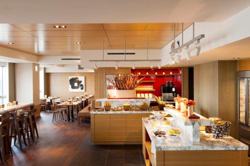 Imagen del bar/restaurante del Hotel Grand Hyatt Tokyo. Foto 7