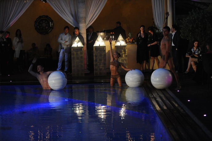 Imagen de la piscina del Hotel Grand Imperiale. Foto 17