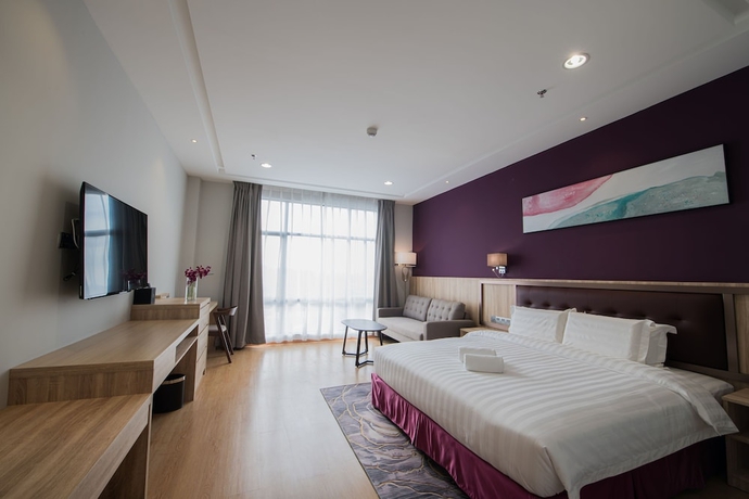 Imagen de la habitación del Hotel Grand InHotel. Foto 12