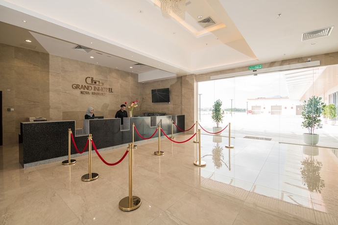 Imagen de los interiores del Hotel Grand InHotel. Foto 16
