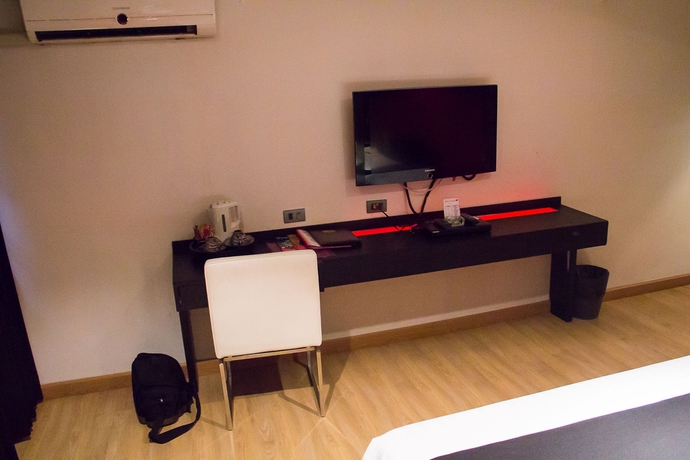 Imagen de la habitación del Hotel Grand Inn, Bangkok. Foto 15