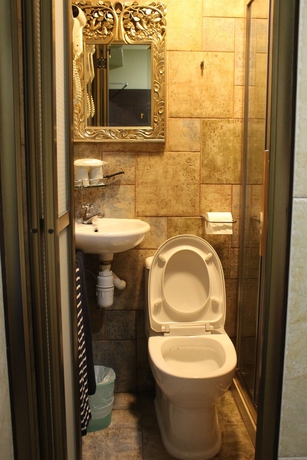 Imagen de la habitación del Hotel Grand Inn, Chung King Mansion. Foto 10