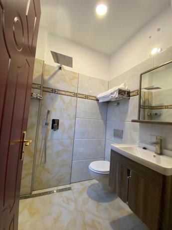 Imagen de la habitación del Hotel Grand Inn. Foto 6