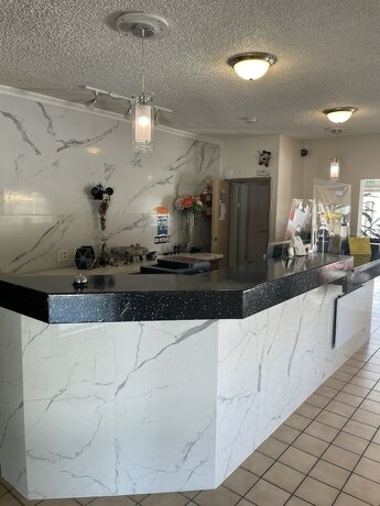 Imagen general del Hotel Grand Inn, Fullerton. Foto 3