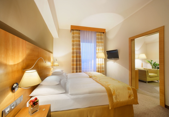 Imagen de la habitación del Hotel Grand International, Praga. Foto 8