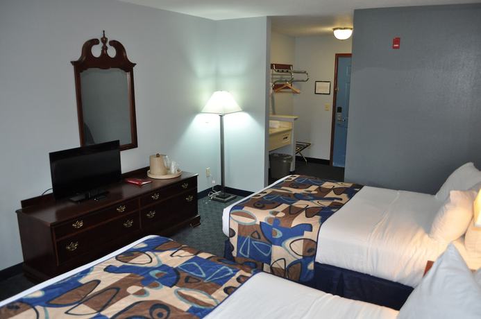 Imagen de la habitación del Hotel Grand Islander. Foto 9