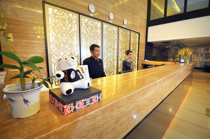 Imagen de los interiores del Hotel Grand Jatra Balikpapan. Foto 21