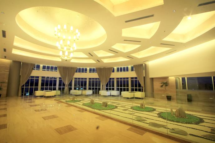 Imagen de los interiores del Hotel Grand Jatra Balikpapan. Foto 22