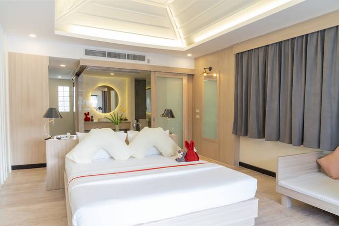 Imagen de la habitación del Hotel Grand Jomtien Palace. Foto 7