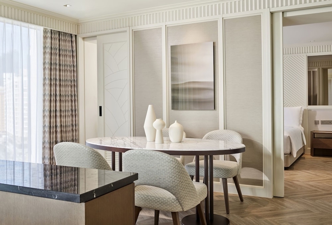 Imagen de la habitación del Hotel Grand Josun Busan. Foto 7