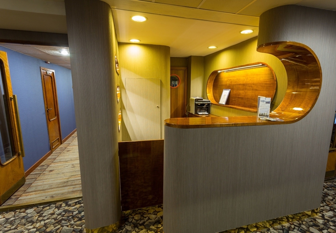 Imagen de los interiores del Hotel Grand Jules Boat Budapest. Foto 19
