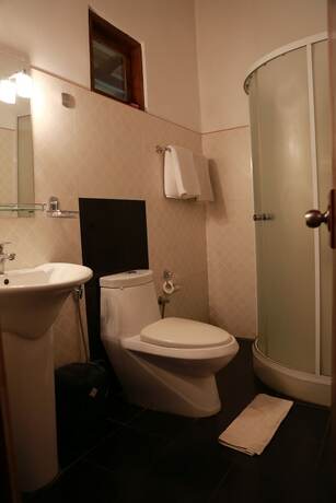 Imagen general del Hotel Grand Kalundawa Waterfront Resort. Foto 1