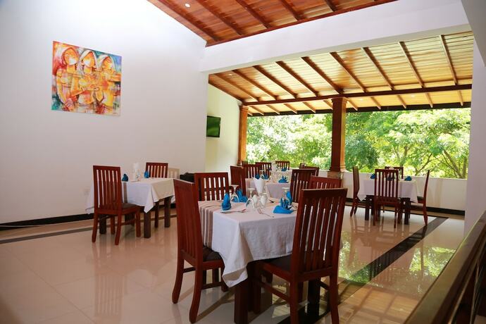 Imagen general del Hotel Grand Kalundawa Waterfront Resort. Foto 5