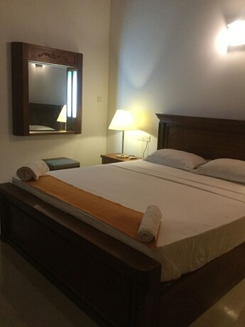 Imagen de la habitación del Hotel Grand Kalundawa Waterfront Resort. Foto 18