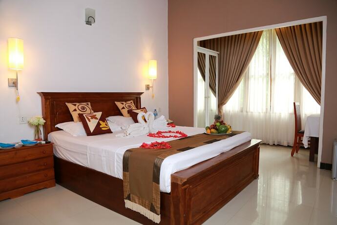 Imagen de la habitación del Hotel Grand Kalundawa Waterfront Resort. Foto 19