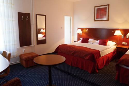 Imagen de la habitación del Hotel Grand, Karlstejn. Foto 6