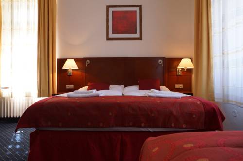 Imagen de la habitación del Hotel Grand, Karlstejn. Foto 9