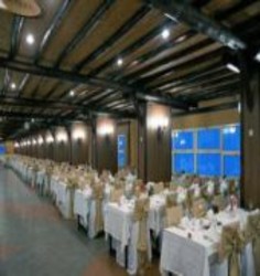 Imagen del bar/restaurante del Hotel Grand Kartal. Foto 4