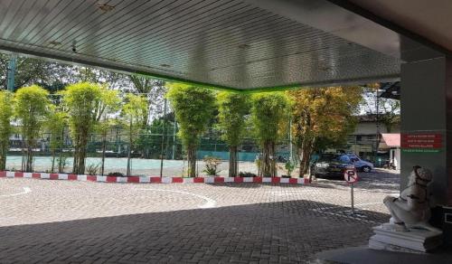 Imagen general del Hotel Grand Kartika. Foto 10