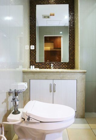 Imagen de los exteriores del Hotel Grand Kasira. Foto 17