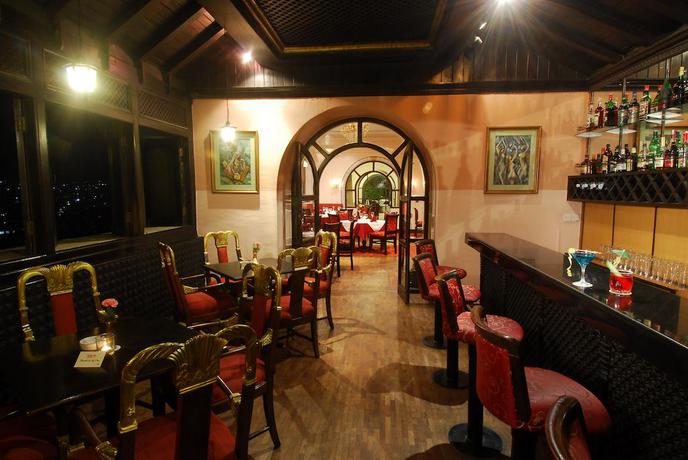Imagen del bar/restaurante del Hotel Grand Kathmandu. Foto 2