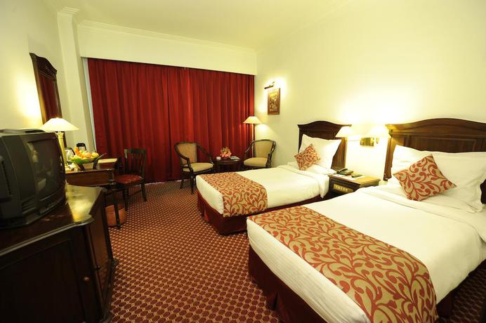 Imagen de la habitación del Hotel Grand Kathmandu. Foto 10