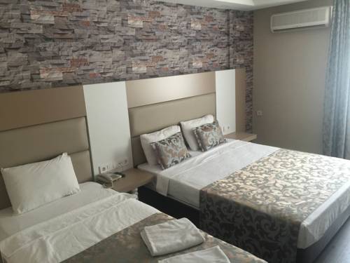 Imagen de la habitación del Hotel Grand Kayalar. Foto 1