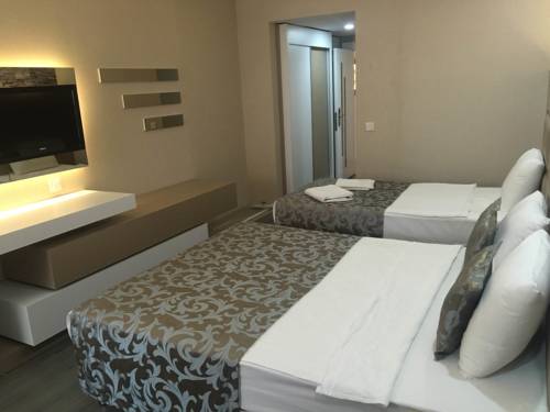 Imagen de la habitación del Hotel Grand Kayalar. Foto 6