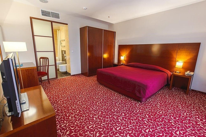 Imagen de la habitación del Hotel Grand Kazan. Foto 10